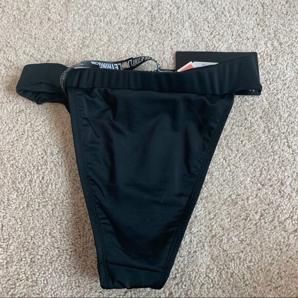 Pretty little thing black lion head High rise bikini bottom Sz 2 NWT - Picture 6 of 10